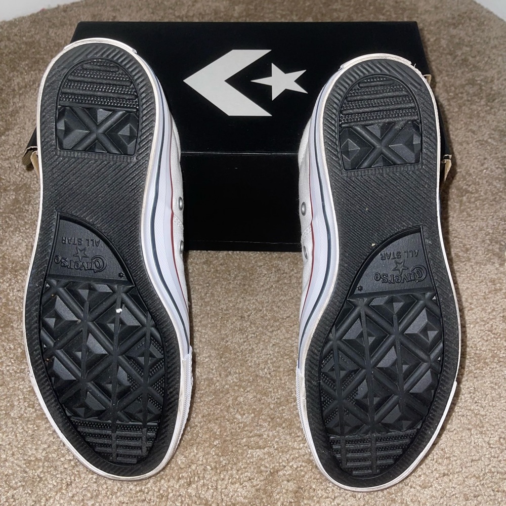 White Converse - Picture 6 of 7